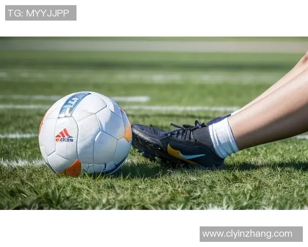 横屏足球明星壁纸精选展现球场风采与激情瞬间的视觉盛宴 横屏足球明星壁纸精选展现球场风采与激情瞬间的视觉盛宴