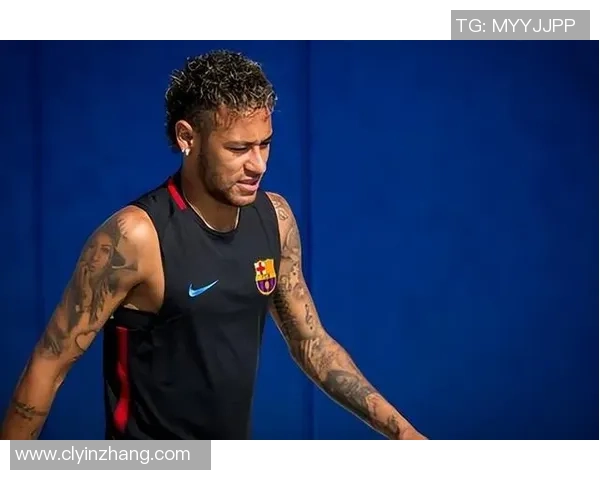 足球明星侧腰纹身的艺术魅力与个人故事揭秘 足球明星侧腰纹身的艺术魅力与个人故事揭秘