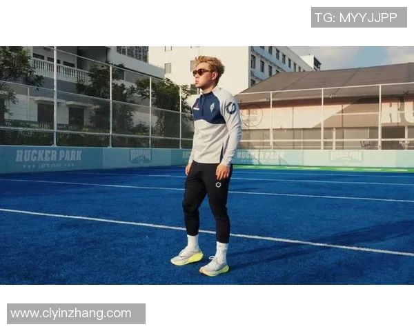 足球明星时尚穿搭解析他们如何选择鞋子展现个性与风格