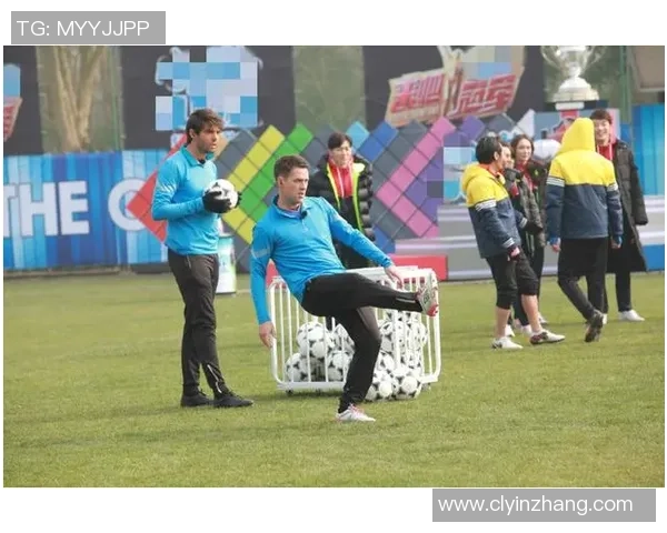 足球明星携手品牌打造精彩电视广告视频展现运动魅力与时尚风潮 足球明星携手品牌打造精彩电视广告视频展现运动魅力与时尚风潮